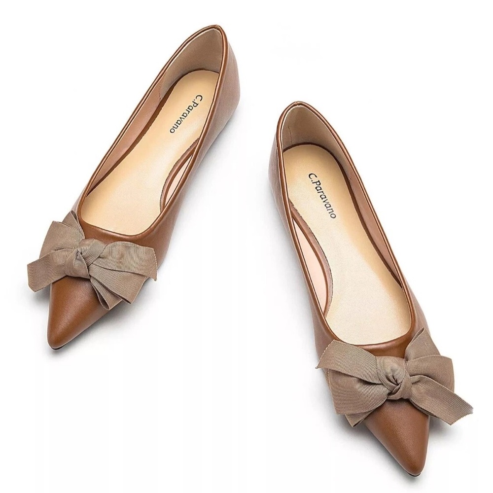 C.Paravano Pointy Bow Flats (Aida).  EUC. Size 41